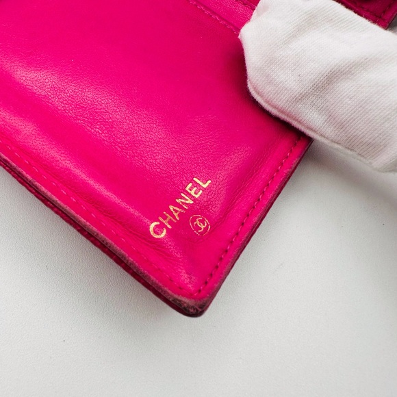 Chanel Caviar Leather Wallet - Picture 2 of 12